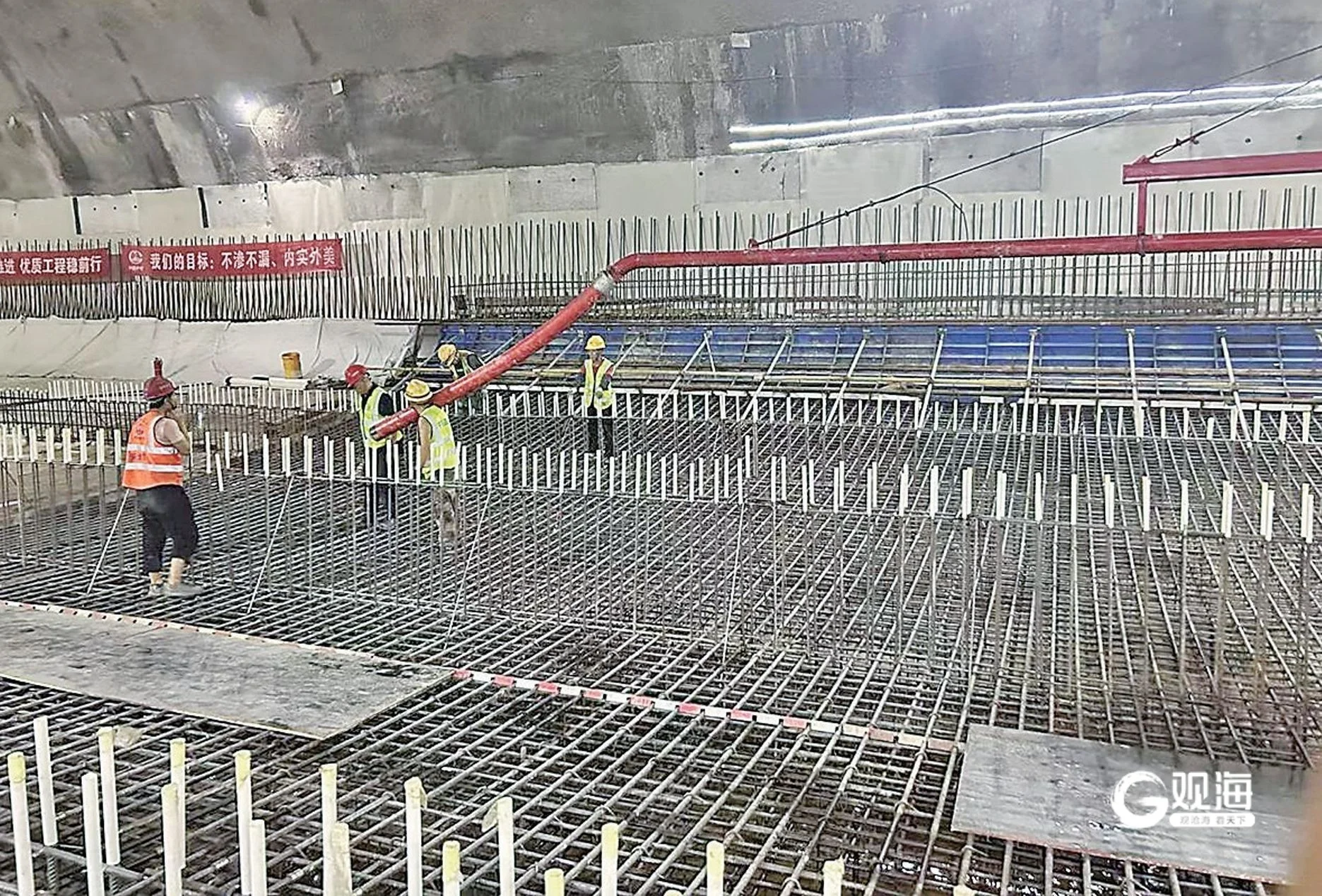 青岛地铁8条在建线路建设提速，三期线路中81座车站主体结构已封顶 - 全景山东 山东新闻